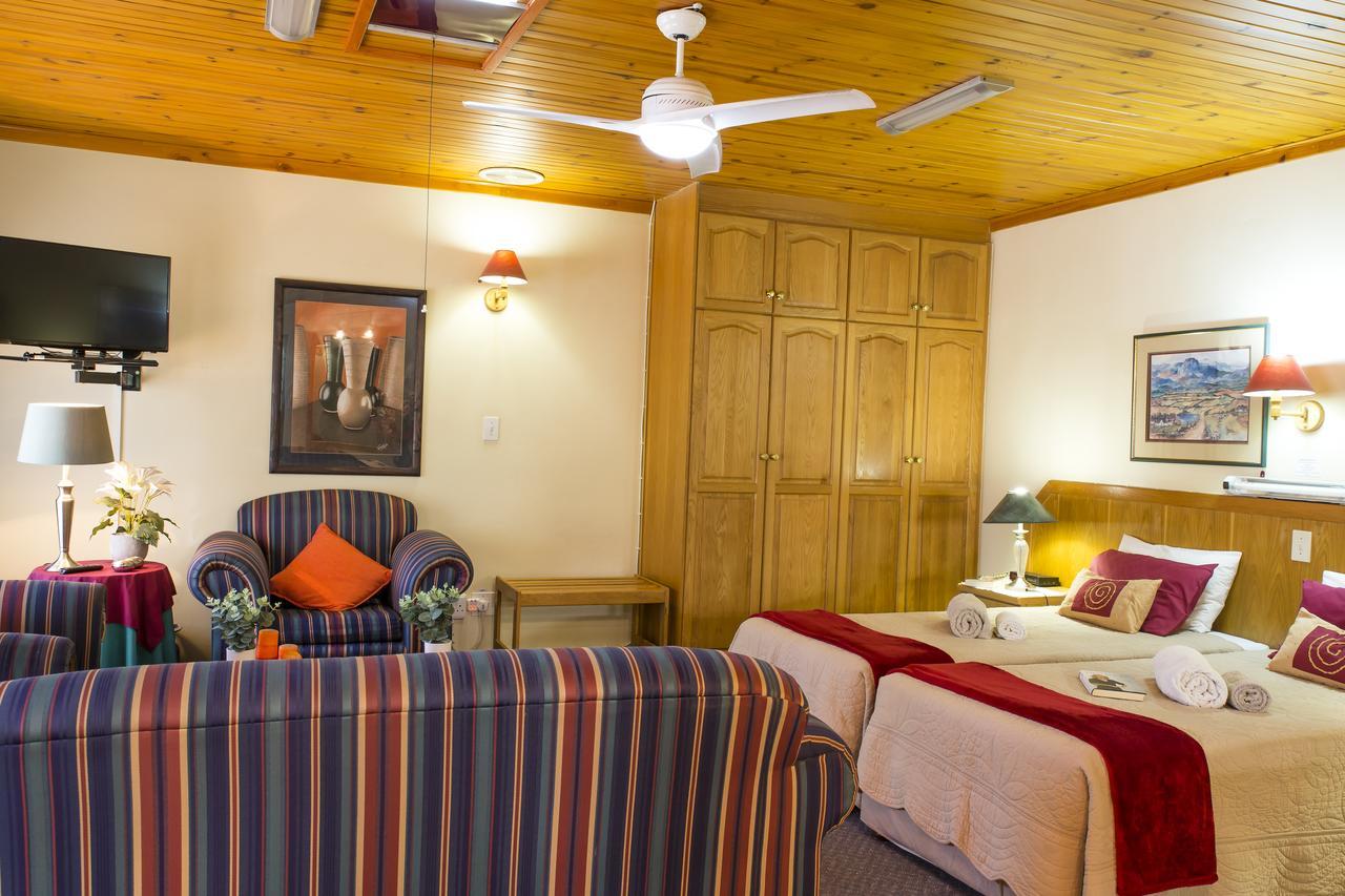 Eikepark Self Catering Apartment Stellenbosch Bagian luar foto
